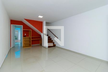 Sala de casa para alugar com 3 quartos, 180m² em Chácara Santo Antônio (zona Sul), São Paulo