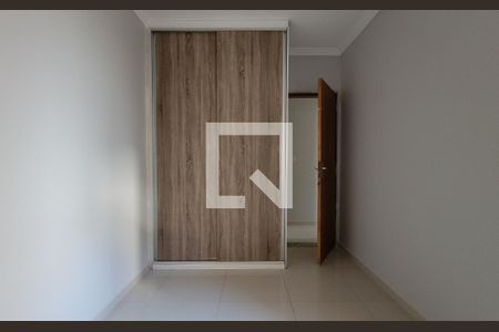 Quarto de apartamento à venda com 2 quartos, 140m² em Vila Humaitá, Santo André