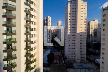 Vista de apartamento para alugar com 3 quartos, 95m² em Moema, São Paulo