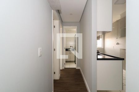 Corredor de apartamento à venda com 2 quartos, 47m² em Jardim Monte Alegre, Taboão da Serra