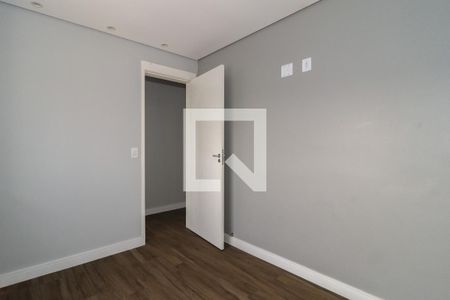 Quarto 1 de apartamento para alugar com 2 quartos, 47m² em Jardim Monte Alegre, Taboão da Serra