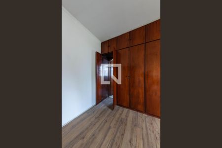Quarto de casa para alugar com 3 quartos, 152m² em Jardim Avelino, São Paulo
