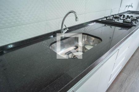 Sala / Cozinha de casa para alugar com 1 quarto, 40m² em Vila Talarico, São Paulo