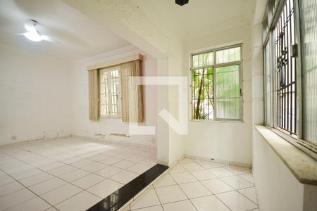 Sala de apartamento para alugar com 3 quartos, 120m² em Humaitá, Rio de Janeiro