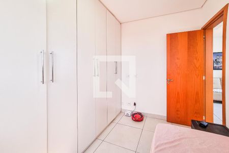 Quarto 1 de apartamento à venda com 2 quartos, 100m² em São João Batista (venda Nova), Belo Horizonte