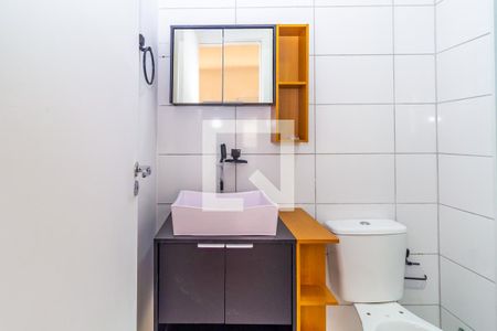 Banheiro de apartamento para alugar com 1 quarto, 40m² em Vila Graciosa, São Paulo