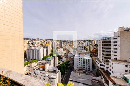 Vista de apartamento à venda com 2 quartos, 140m² em Cidade Jardim, Belo Horizonte
