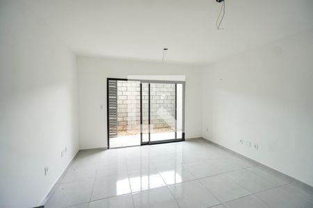 Sala quarto e cozinha de kitnet/studio à venda com 1 quarto, 33m² em Vila Carrão, São Paulo