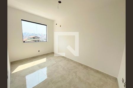 Quarto de casa à venda com 3 quartos, 99m² em Santa Branca, Belo Horizonte