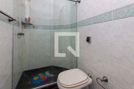 Suíte - Banheiro de apartamento para alugar com 4 quartos, 387m² em Jardim Tres Marias, Guarujá