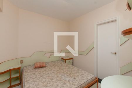 Suíte de apartamento para alugar com 4 quartos, 387m² em Jardim Tres Marias, Guarujá