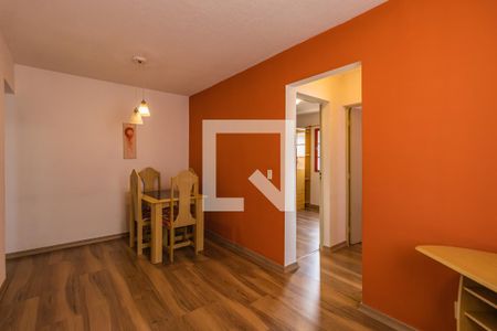 Sala de apartamento para alugar com 2 quartos, 44m² em Núcleo Residencial Célia Mota, Barueri