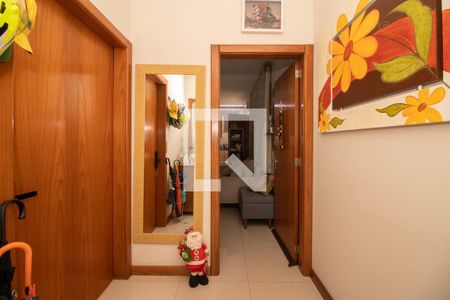 Sala de casa à venda com 3 quartos, 150m² em Sarandi, Porto Alegre