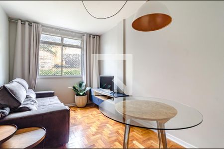 Sala de apartamento à venda com 2 quartos, 68m² em Pinheiros, São Paulo