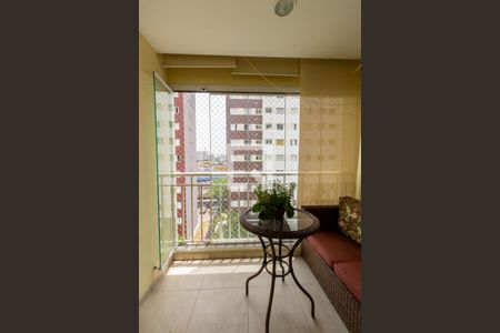 Varanda  de apartamento à venda com 3 quartos, 64m² em Cambuci, São Paulo