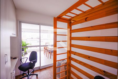 Quarto de apartamento para alugar com 3 quartos, 96m² em Vila Brasílio Machado, São Paulo