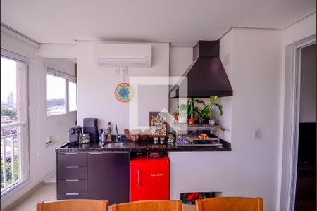 Sacada de apartamento à venda com 3 quartos, 96m² em Vila Brasílio Machado, São Paulo