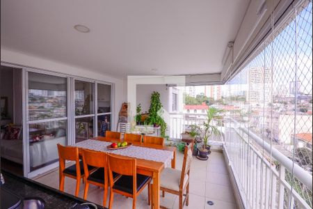 Sacada de apartamento à venda com 3 quartos, 96m² em Vila Brasílio Machado, São Paulo