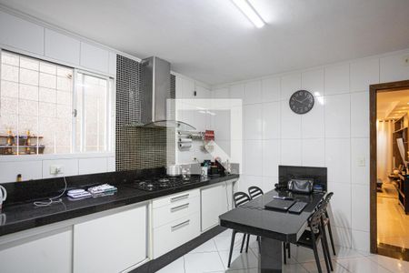 Cozinha de casa à venda com 3 quartos, 141m² em Cipava, Osasco