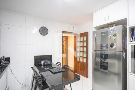 Cozinha de casa à venda com 3 quartos, 141m² em Cipava, Osasco