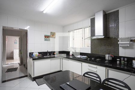 Cozinha de casa à venda com 3 quartos, 141m² em Cipava, Osasco