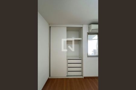 Quarto de apartamento para alugar com 1 quarto, 48m² em Vila Uberabinha, São Paulo