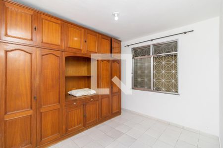 Quarto 1 de casa para alugar com 2 quartos, 80m² em Ramos, Rio de Janeiro