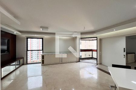 Sala de apartamento para alugar com 3 quartos, 150m² em Vila Nova Conceição, São Paulo