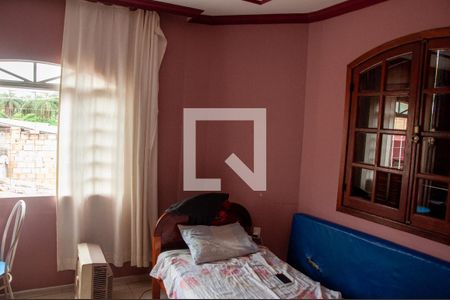 Quarto 2 de casa à venda com 5 quartos, 150m² em Colonial, Contagem