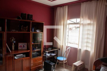 Quarto 2 de casa à venda com 5 quartos, 150m² em Colonial, Contagem