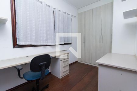 Quarto 2 de casa à venda com 3 quartos, 300m² em Vila Nhocune, São Paulo