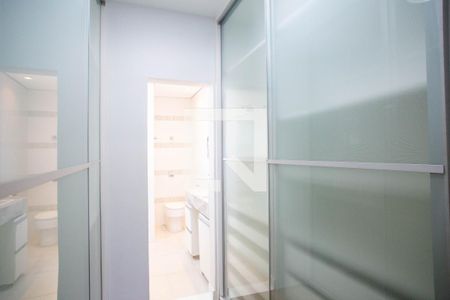 Closet da suíte de casa para alugar com 3 quartos, 100m² em Esplanada, Belo Horizonte