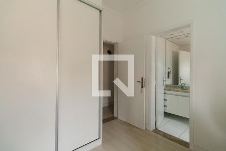 Casa à venda com 301m², 3 quartos e 2 vagas Casa à venda com 301m², 3 quartos e 2 vagasQuarto 1