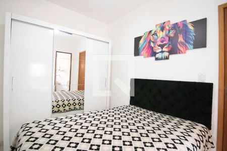 Suíte 1 de casa de condomínio à venda com 2 quartos, 65m² em Vila Pierina, São Paulo
