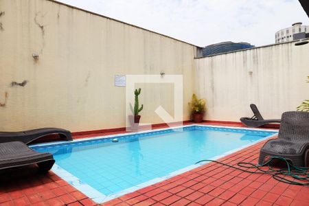 Studio à venda com 31m², 1 quarto e 1 vaga Studio à venda com 31m², 1 quarto e 1 vagaÁrea comum - Piscina