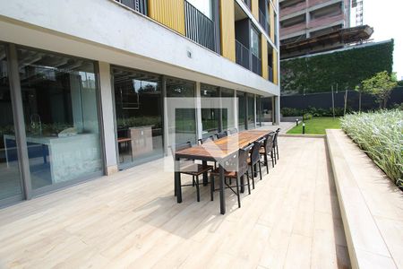 Studio à venda com 26m², 1 quarto e sem vaga Studio à venda com 26m², 1 quarto e sem vagaÁrea Comum - Churrasqueira