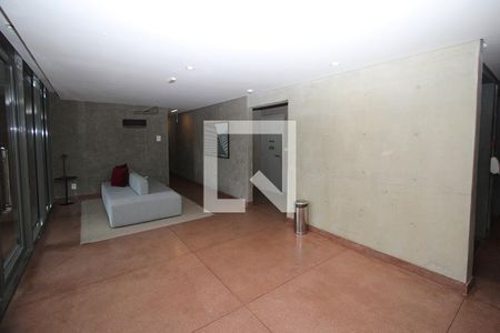 Studio à venda com 26m², 1 quarto e sem vaga Studio à venda com 26m², 1 quarto e sem vagaÁrea Comum - Hall de Entrada