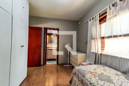 Casa à venda com 253m², 4 quartos e 3 vagas Casa à venda com 253m², 4 quartos e 3 vagasSuíte 2