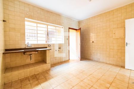 Casa à venda com 180m², 3 quartos e 2 vagas Casa à venda com 180m², 3 quartos e 2 vagasCozinha