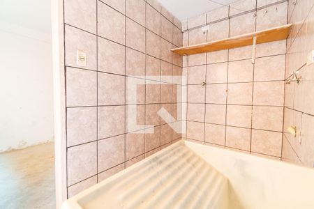 Casa à venda com 180m², 3 quartos e 2 vagas Casa à venda com 180m², 3 quartos e 2 vagasLavanderia