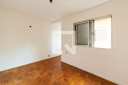 Casa à venda com 180m², 3 quartos e 2 vagas Casa à venda com 180m², 3 quartos e 2 vagasQuarto 2