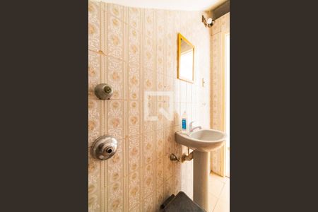 Casa à venda com 180m², 3 quartos e 2 vagas Casa à venda com 180m², 3 quartos e 2 vagasLavabo