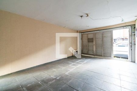 Casa à venda com 180m², 3 quartos e 2 vagas Casa à venda com 180m², 3 quartos e 2 vagasGaragem