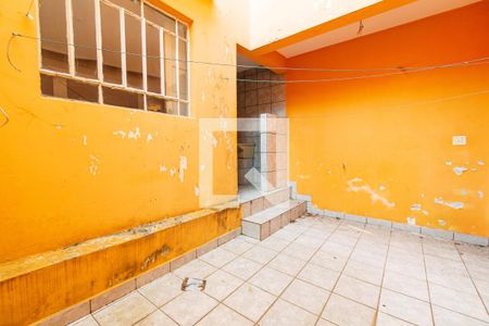 Casa à venda com 180m², 3 quartos e 2 vagas Casa à venda com 180m², 3 quartos e 2 vagasQuintal