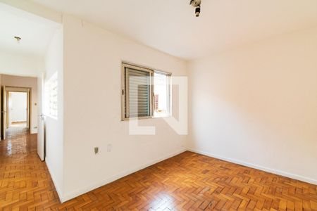 Casa à venda com 180m², 3 quartos e 2 vagas Casa à venda com 180m², 3 quartos e 2 vagasQuarto 2
