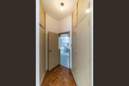 Corredor - Armários de apartamento à venda com 2 quartos, 120m² em Higienópolis, São Paulo