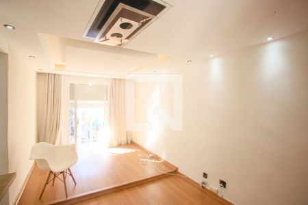 Sala de apartamento para alugar com 2 quartos, 42m² em Taquara, Rio de Janeiro