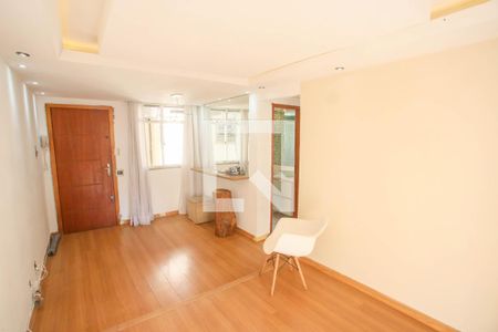 Sala de apartamento para alugar com 2 quartos, 42m² em Taquara, Rio de Janeiro