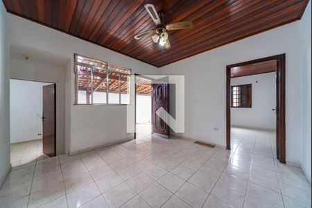 Sala de casa à venda com 2 quartos, 101m² em Vila Linda, Santo André