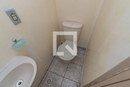 Lavabo de casa de condomínio para alugar com 2 quartos, 90m² em Cordovil, Rio de Janeiro